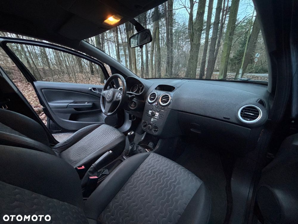 Opel Corsa - 23
