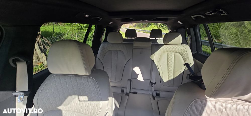 BMW X7 xDrive40i - 18