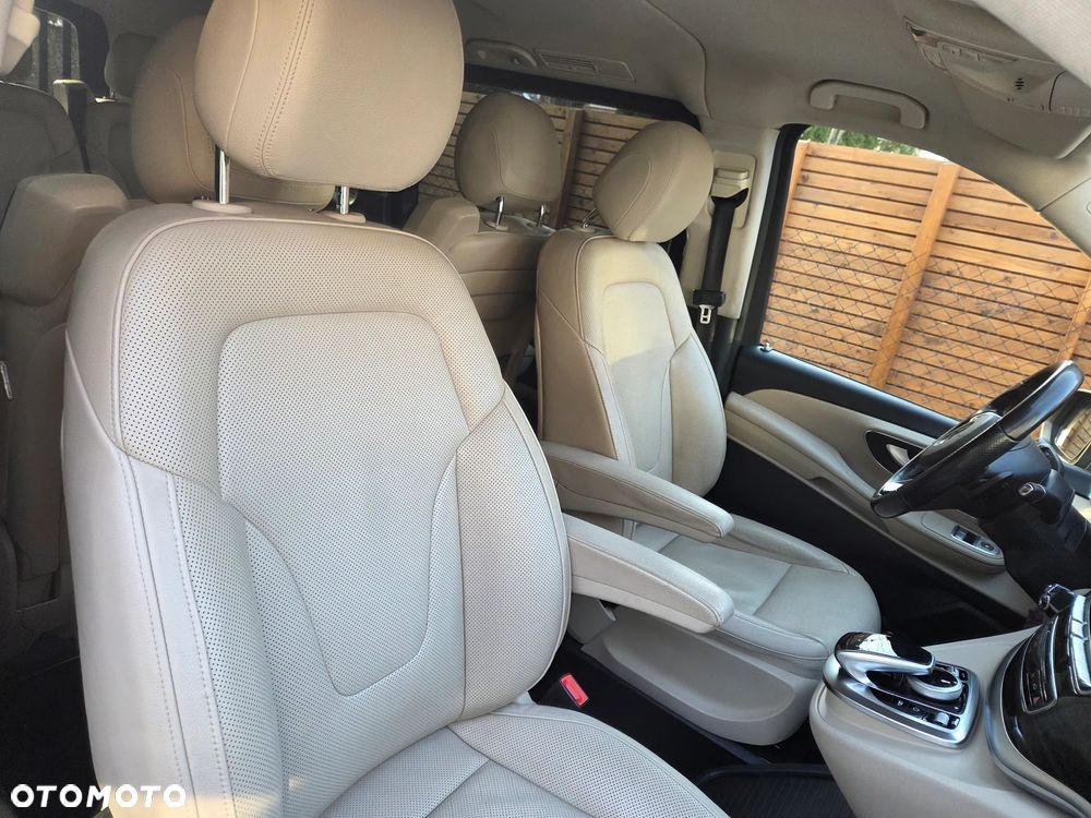 Mercedes-Benz Klasa V 250 (BlueTEC) d Avantgarde 7G-Tronic - 12
