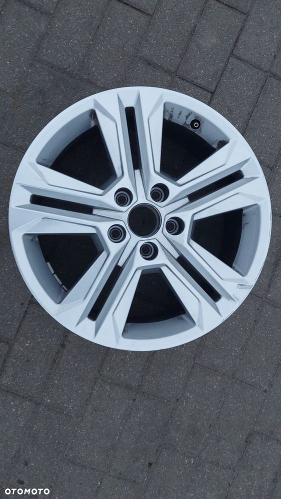 Felga aluminiowa Audi OE 81A601025AJ 7.0" x 17" 5x112 ET 45 - 1