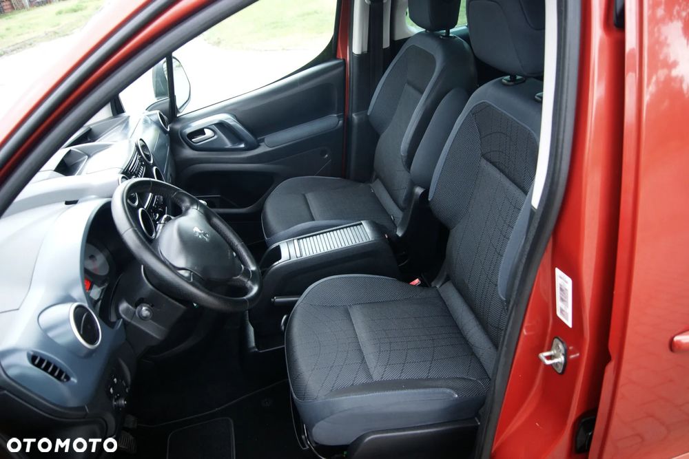 Peugeot Partner 110 Tendance mit Familien-Paket - 21