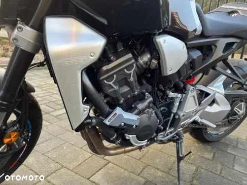 Honda CB - 7