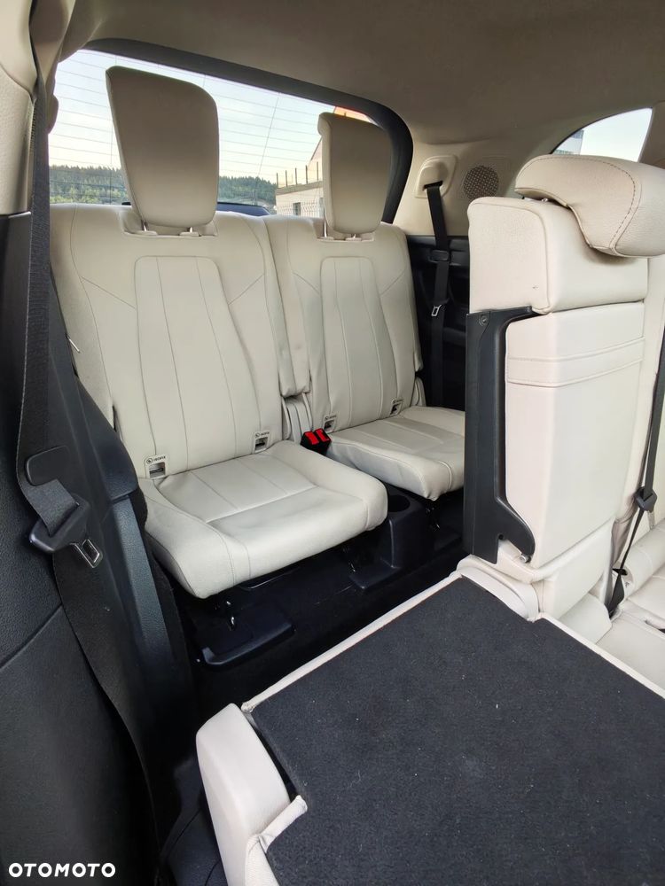 Mercedes-Benz GLB 250 4-Matic Progressive 8G-DCT - 22