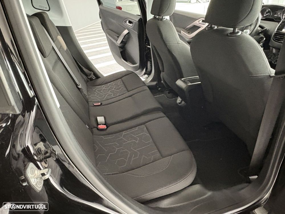 Peugeot 2008 1.2 PureTech Style - 22