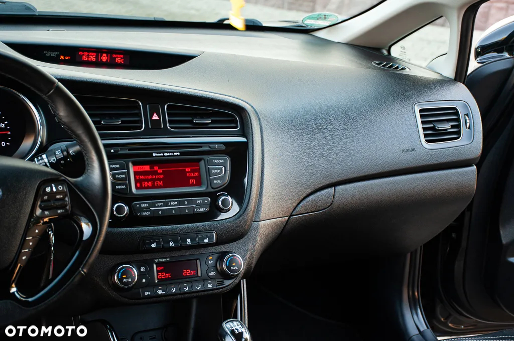 Kia Ceed 1.6 CVVT LX - 30