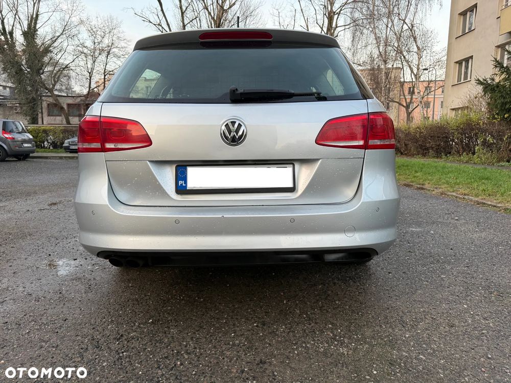 Volkswagen Passat 2.0 TDI DSG BlueMotion Technology Comfortline - 9