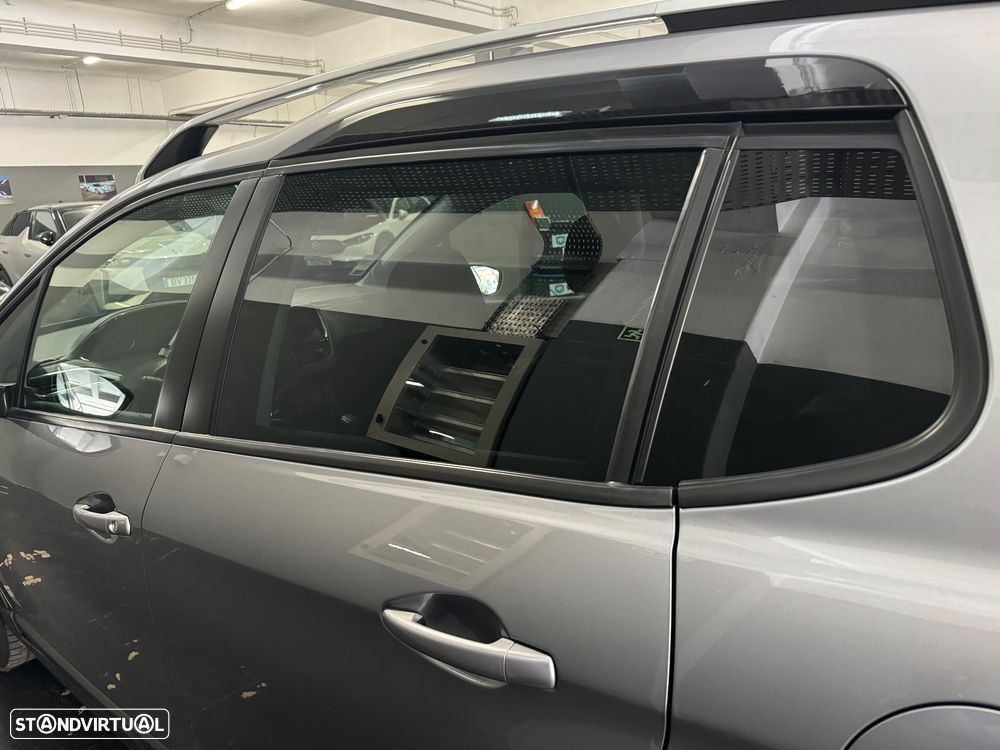 Peugeot 2008 1.5 BlueHDi Signature - 13