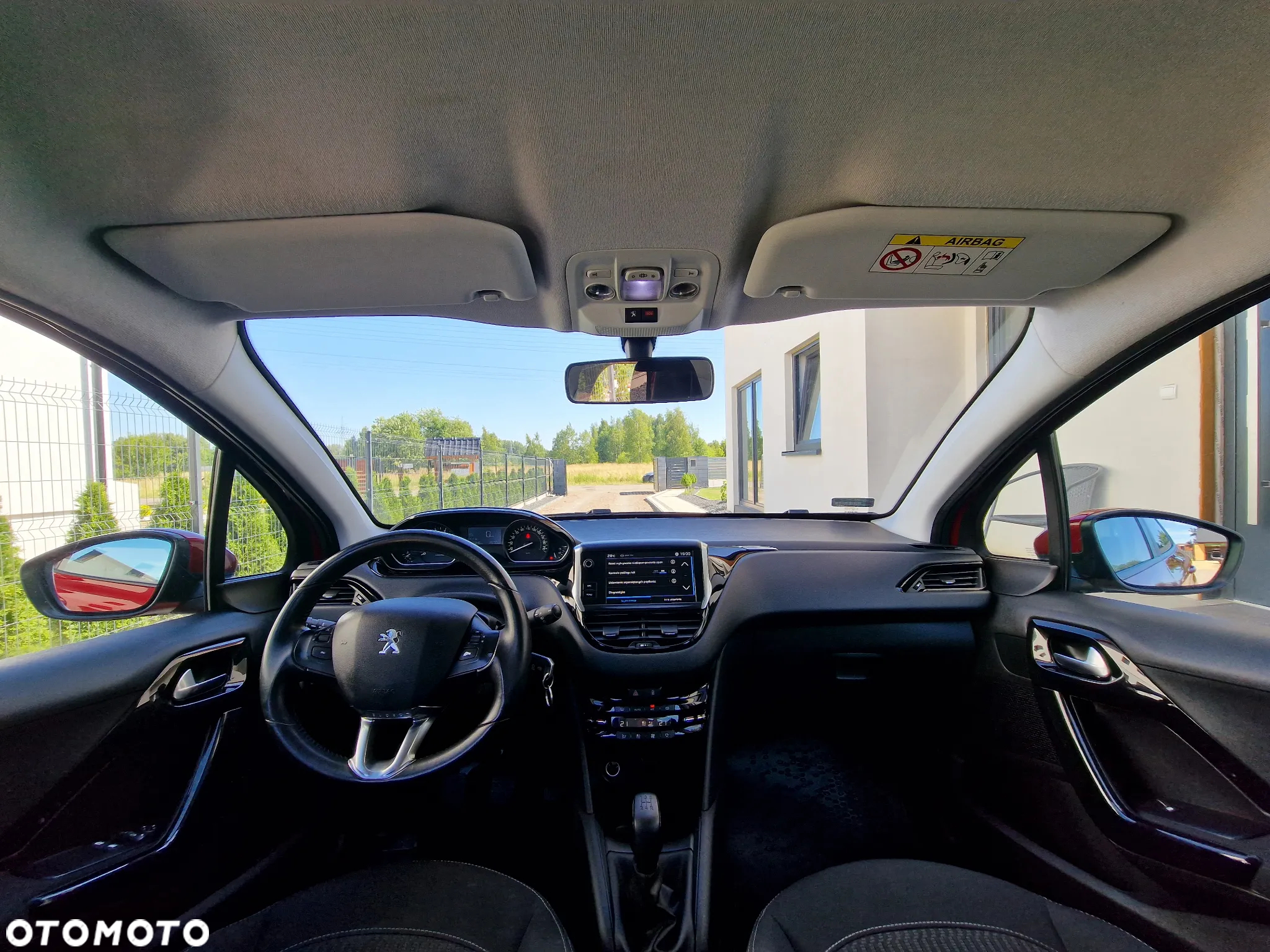 Peugeot 208 1.2 PureTech Allure - 5