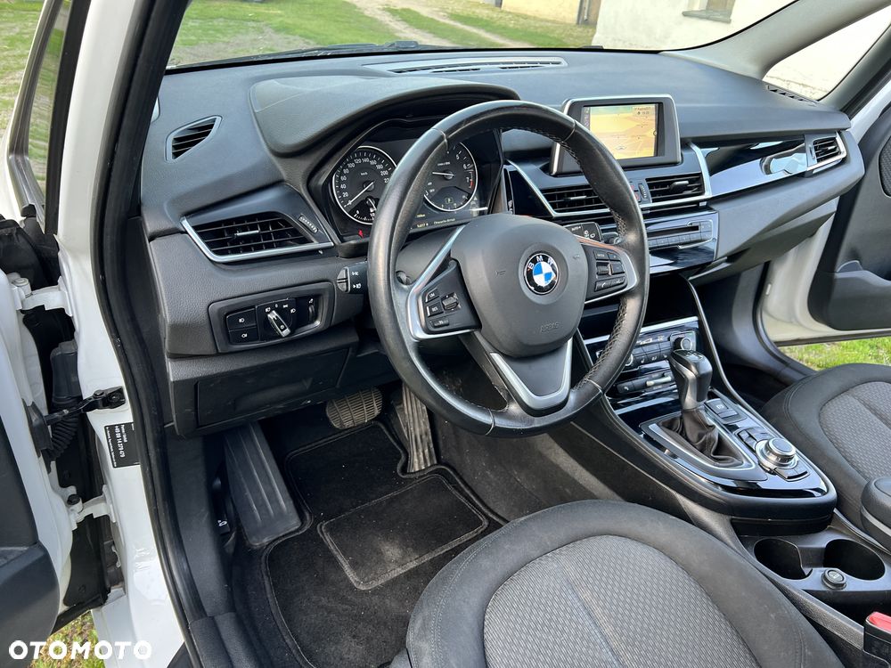 BMW Seria 2 218i GT - 22