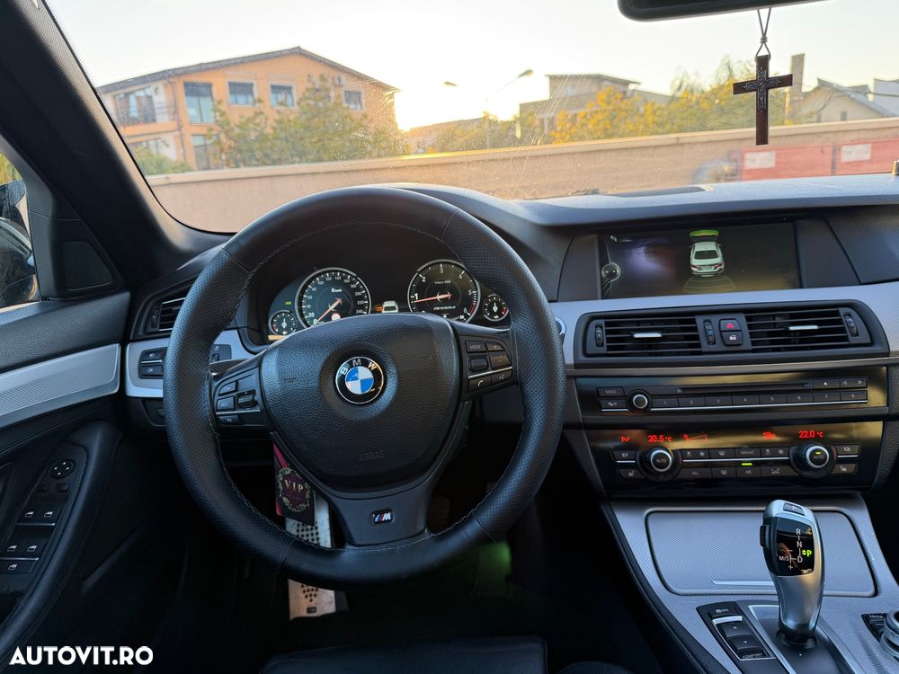 BMW Seria 5 520d Sport-Aut. - 14