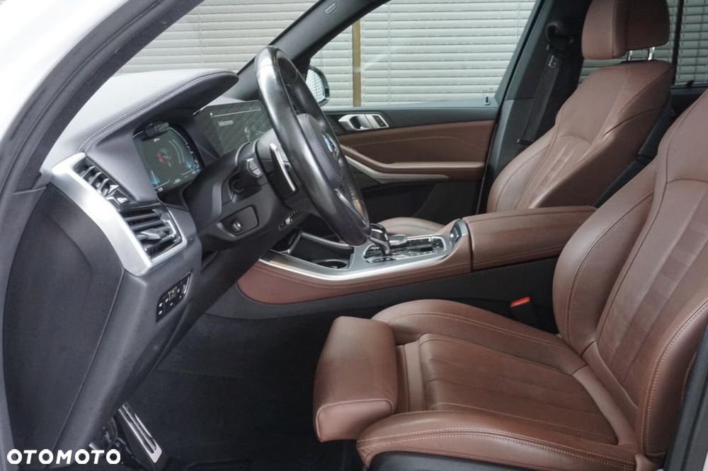 BMW X5 xDrive45e - 15