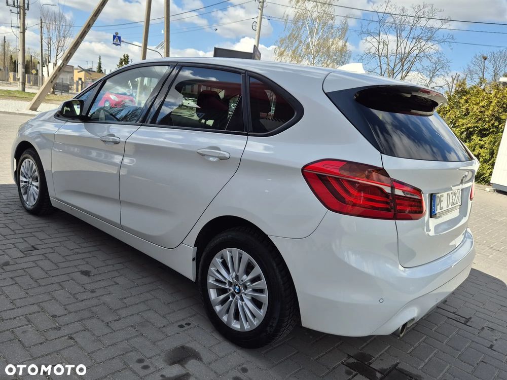 BMW Seria 2 218i Advantage - 9
