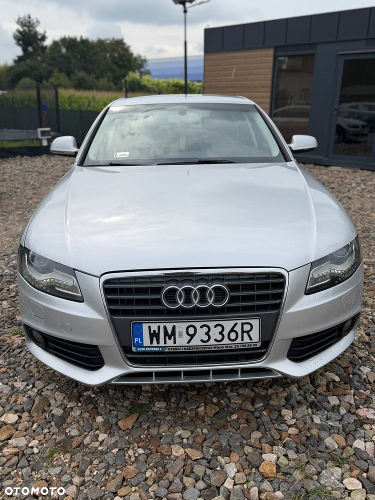 Audi A4 Limousine - 2