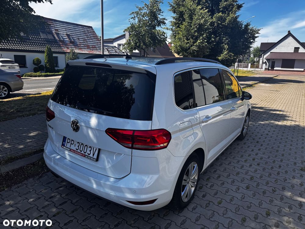 Volkswagen Touran 1.4 TSI BMT Comfortline DSG - 3