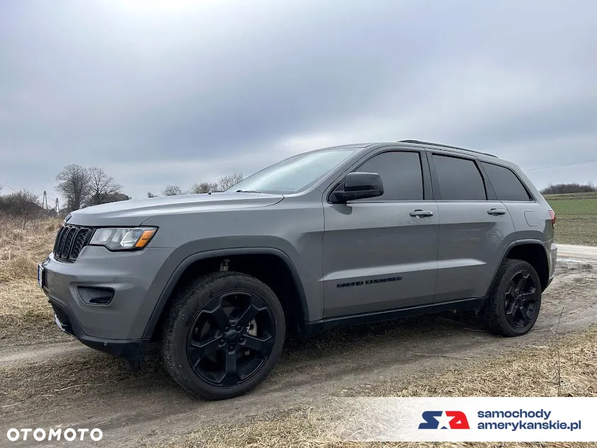 Jeep Grand Cherokee - 19