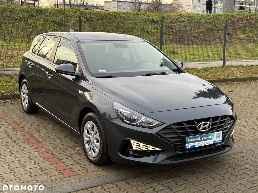 Hyundai i30 1.5 DPI Classic + - 12