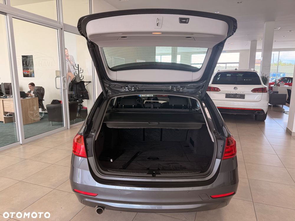 BMW Seria 3 - 37