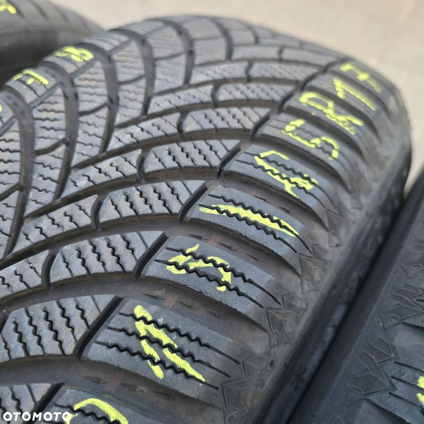 SEMPERIT SPEED-GRIP 5 215/65R17 99H 23R 4X - 2