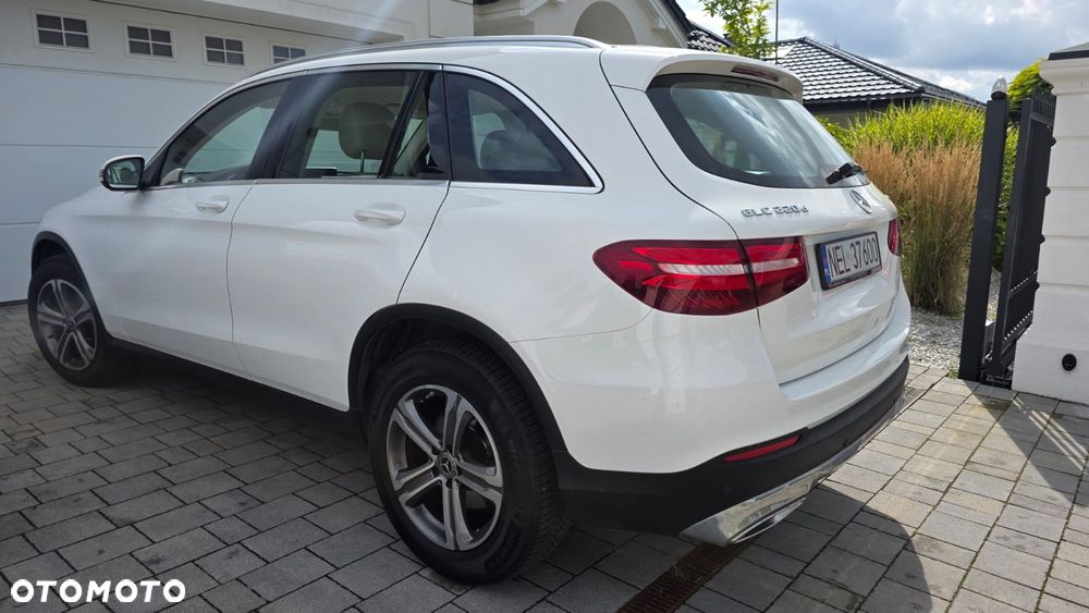 Mercedes-Benz Glc 2017 photo 3