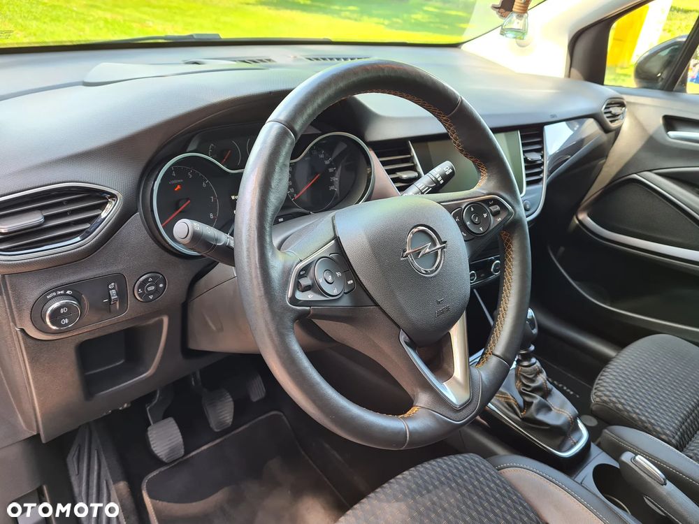 Opel Crossland X - 15