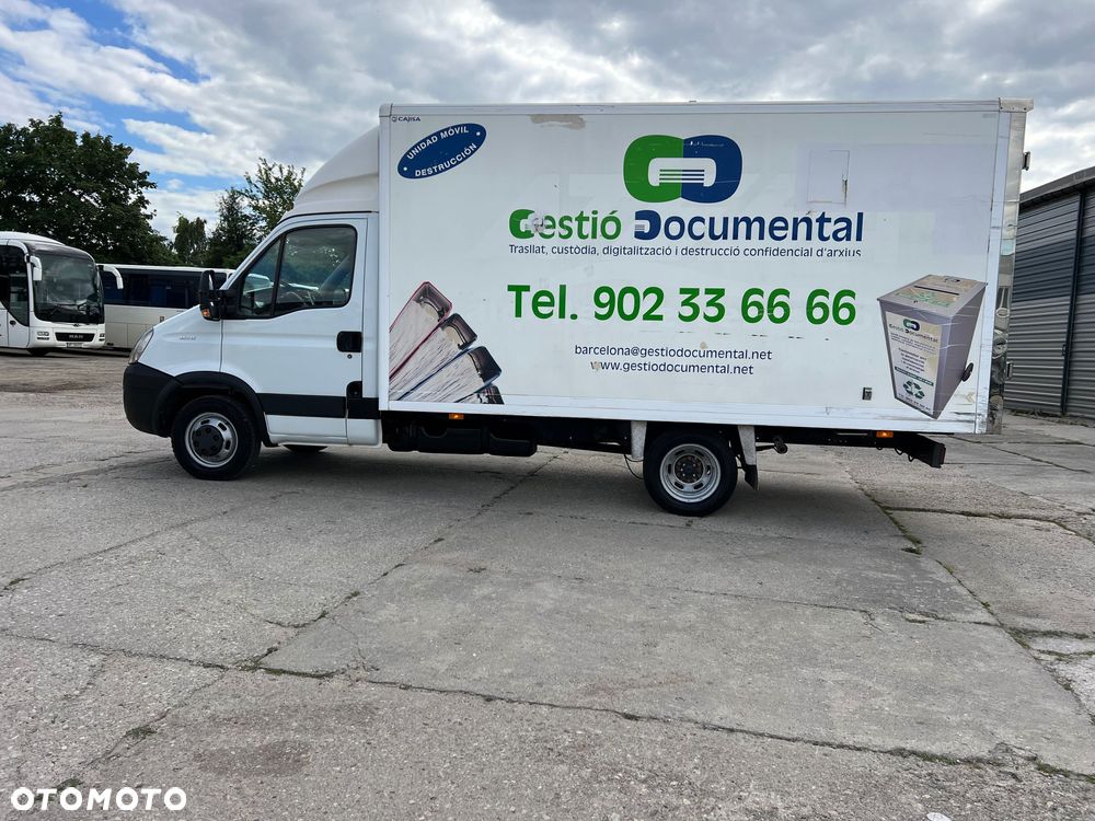 Zabudowa 4,40m Kontener Garaż Iveco Mascott - 7
