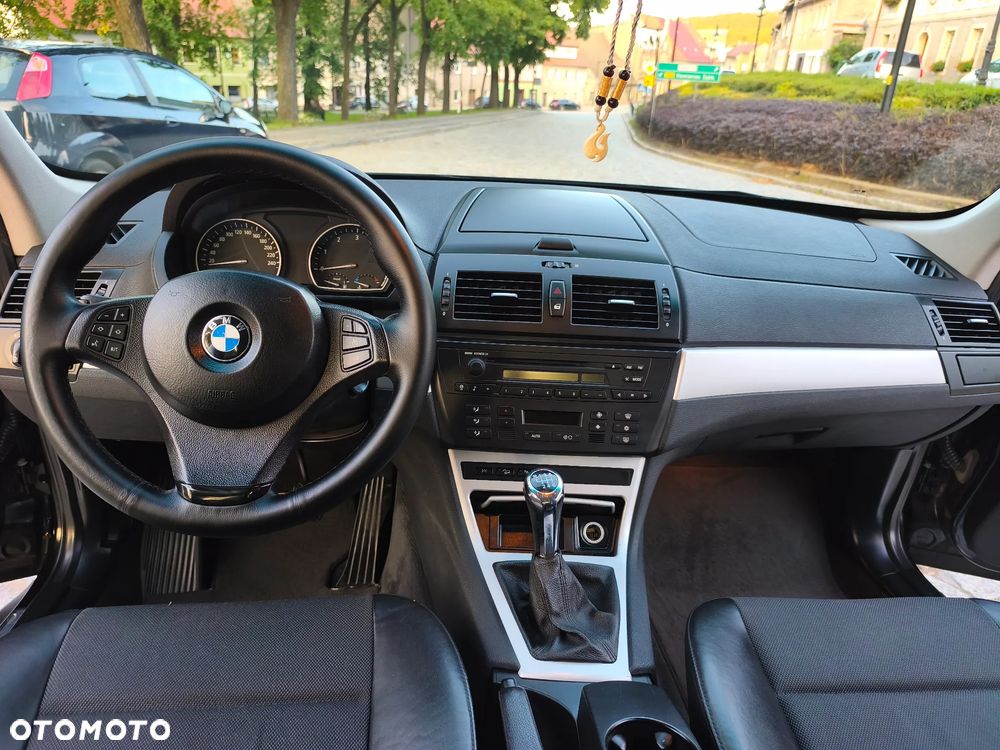 BMW X3 2.0d - 17
