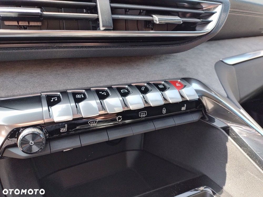 Peugeot 5008 1.5 BlueHDi GT S&S EAT8 - 17