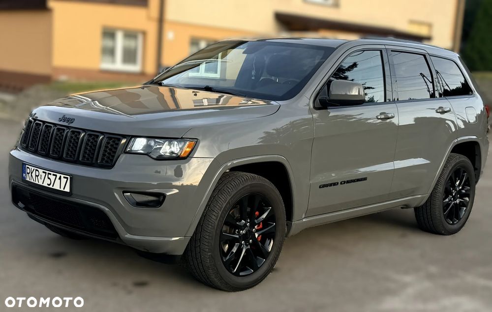 Jeep Grand Cherokee - 3