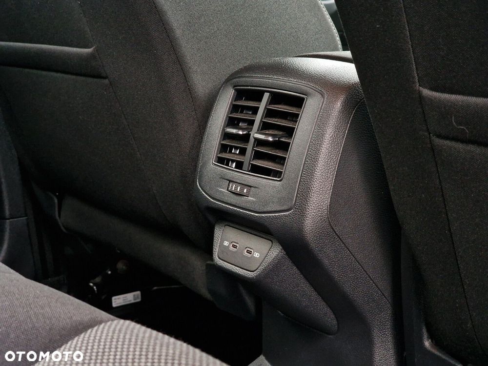 Volkswagen T-Roc 1.5 TSI Life DSG - 18
