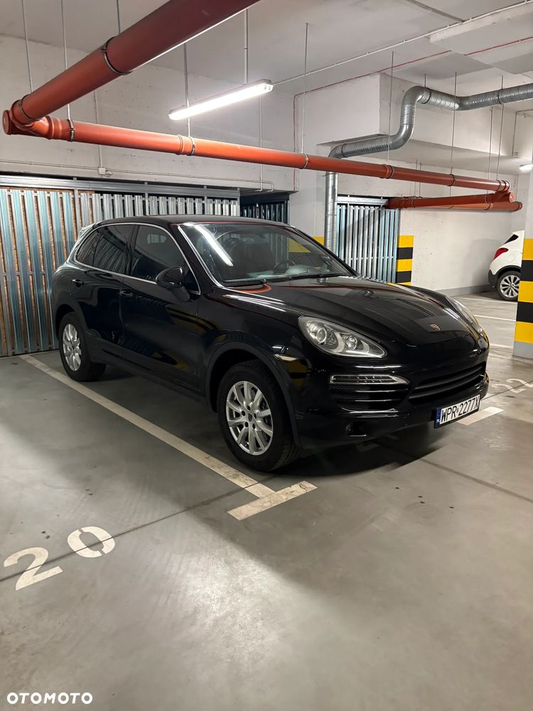 Porsche Cayenne - 2