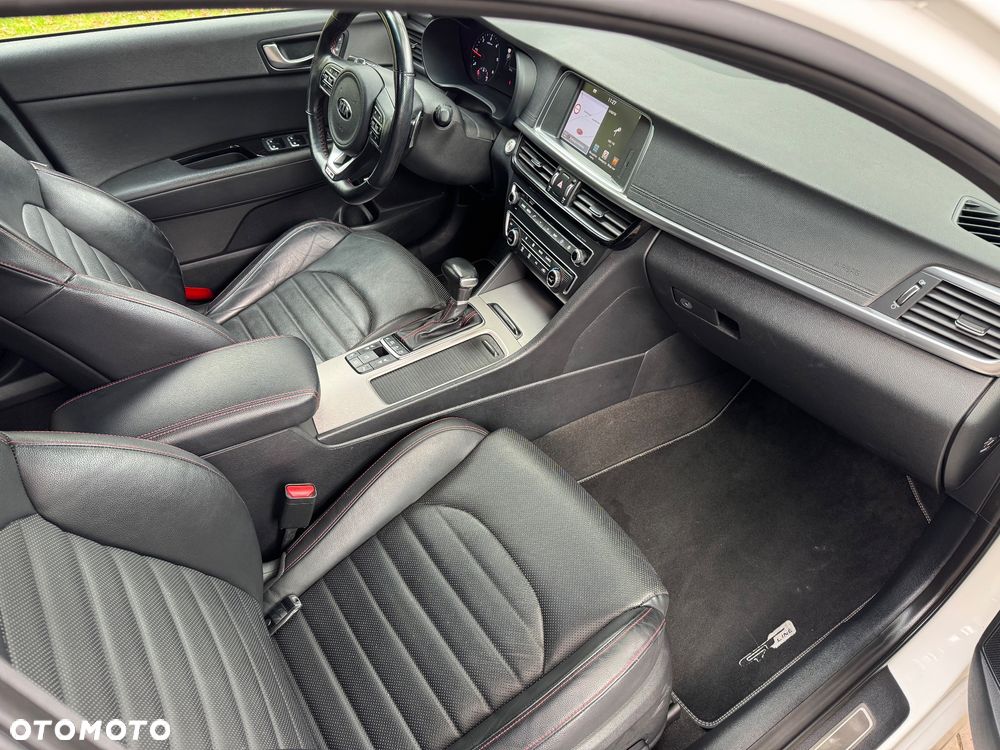 Kia Optima 1.7 CRDI GT Line DCT - 24