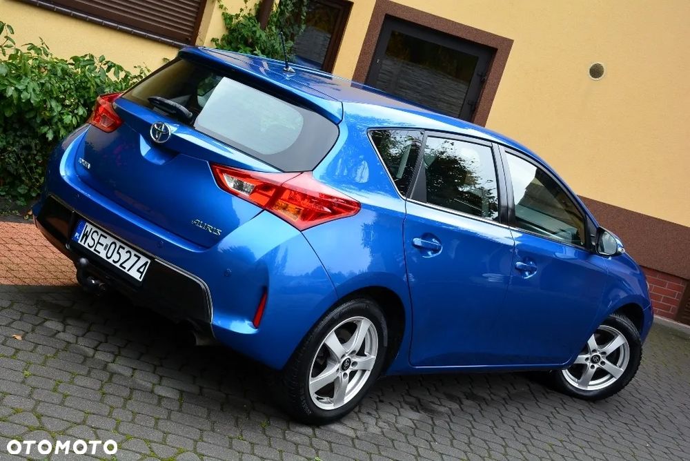 Toyota Auris 1.6 Premium Comfort - 21