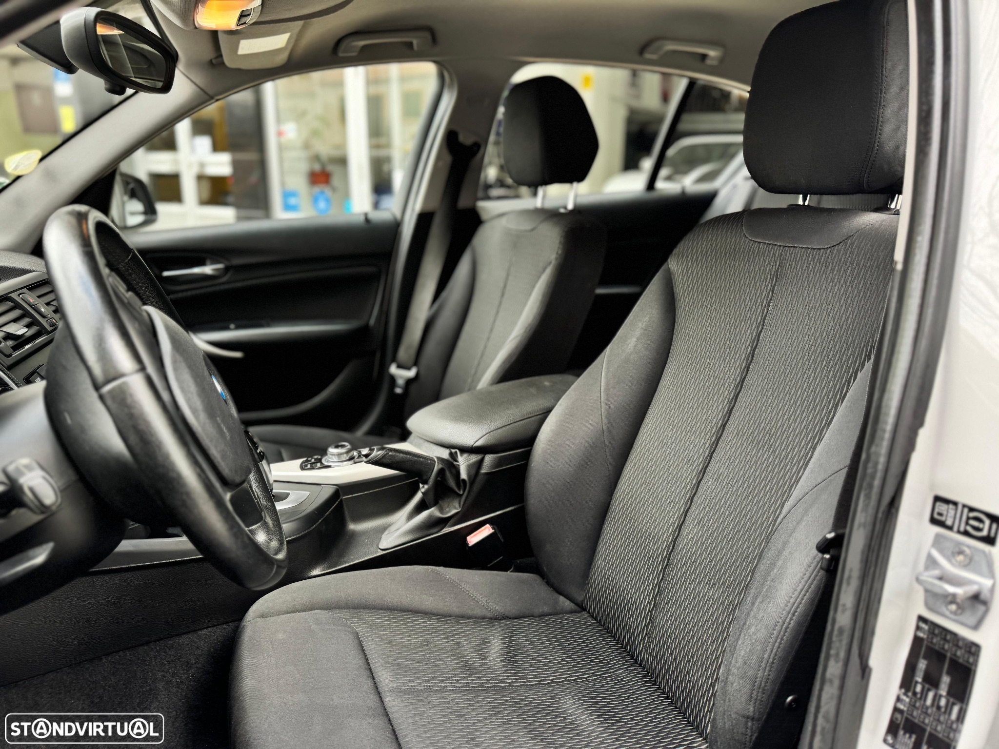 BMW 118 dA Line Sport - 15