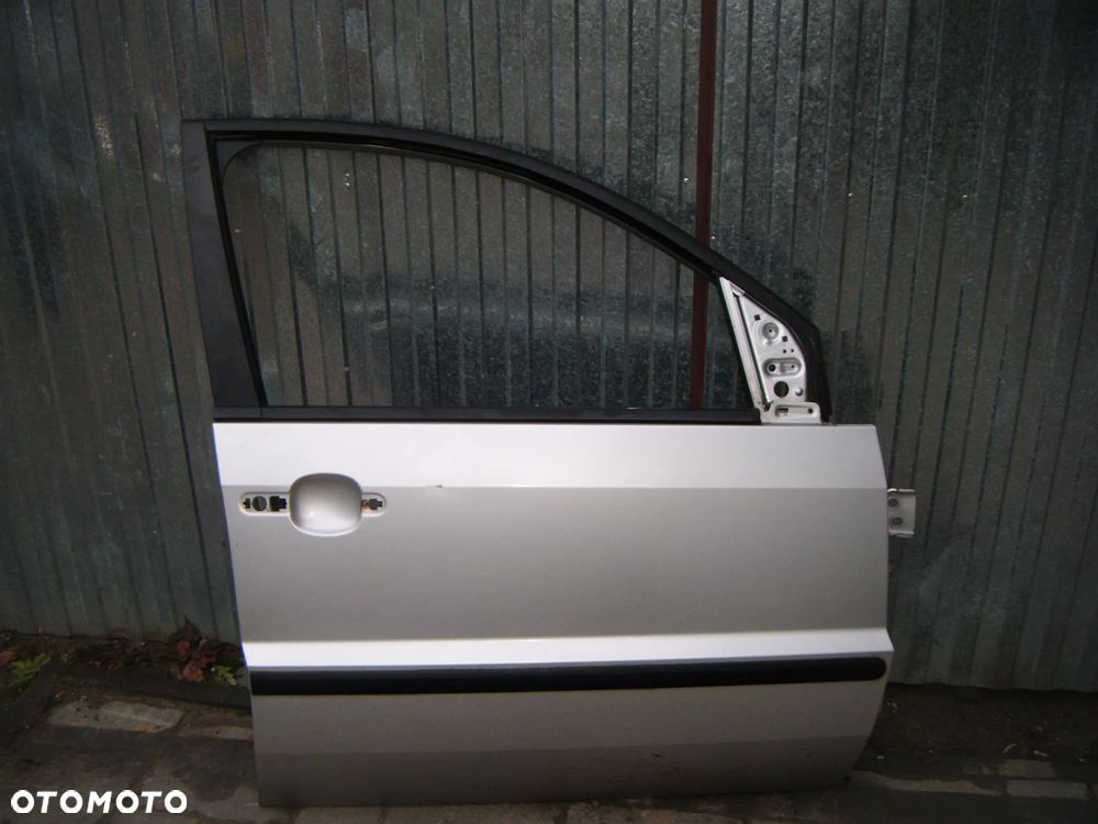ford fusion 03r drzwi prawy przód 62 - 1