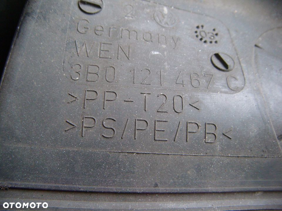 PASSAT B5 03R KIEROWNICA POWIETRZA 3B0121467C - 2