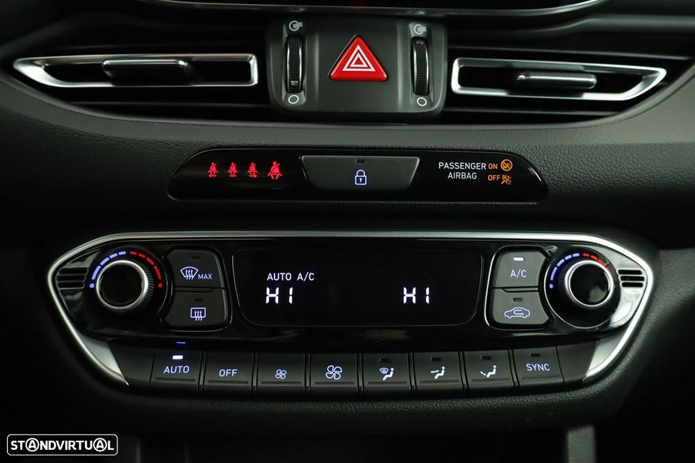 Hyundai i30 1.0 T-GDI Style Plus DCT - 12