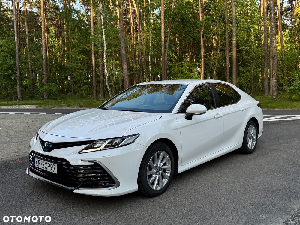 Toyota Camry 2.5 Hybrid Comfort CVT - 1