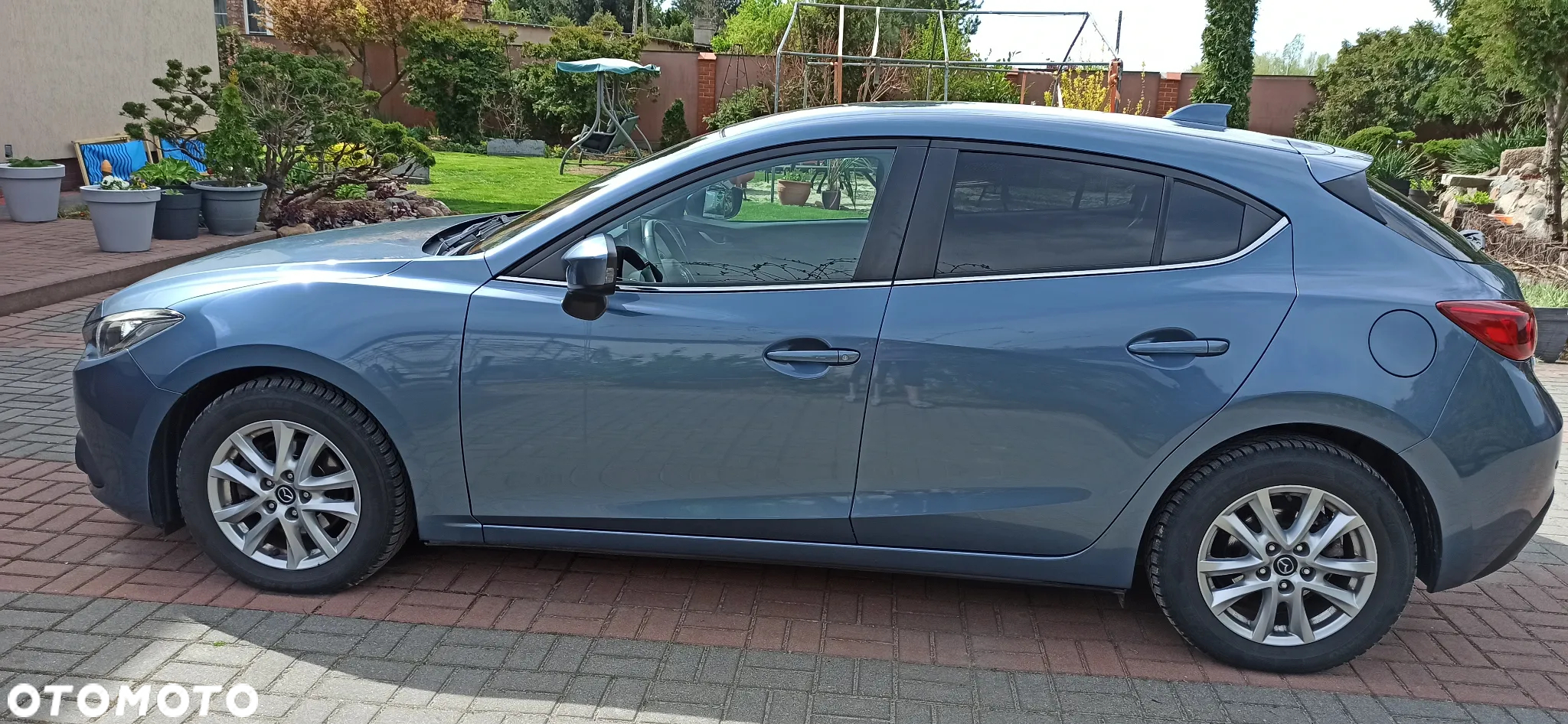 Mazda 3 SKYACTIV-G 120 Exclusive-Line - 2