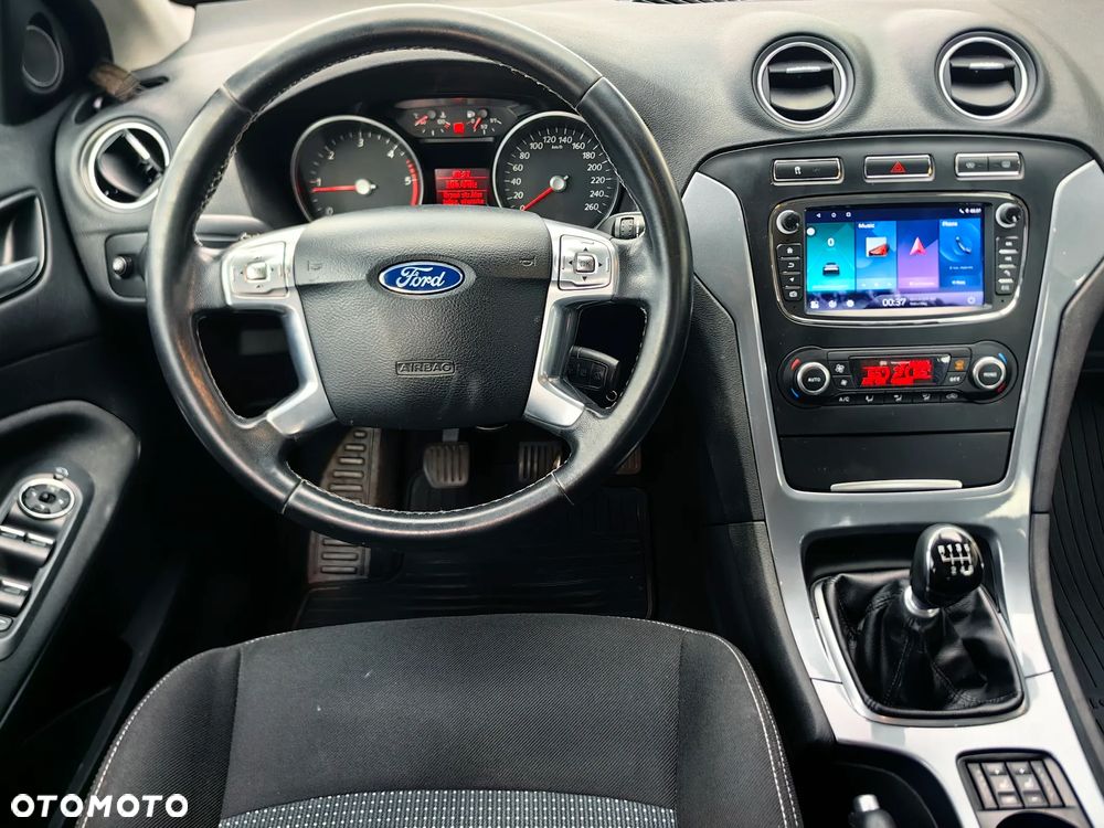 Ford Mondeo 2.0 TDCi Titanium - 9