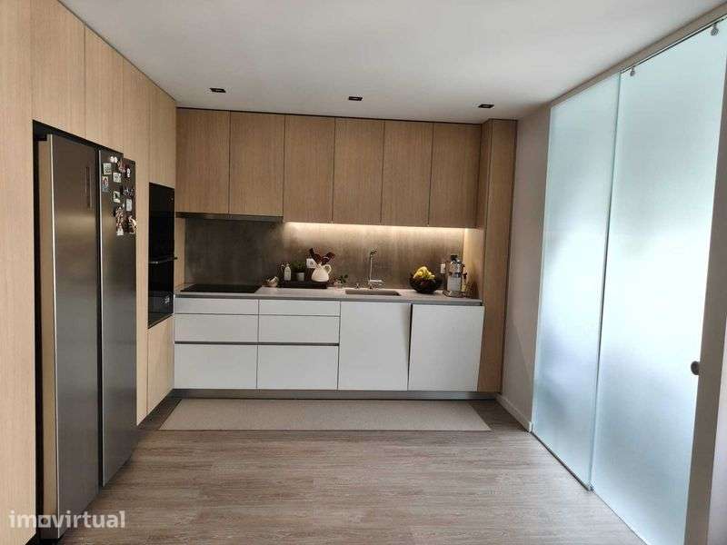 APARTAMENTO T3 totalmente renovado | Braga - Grande imagem: 5/12