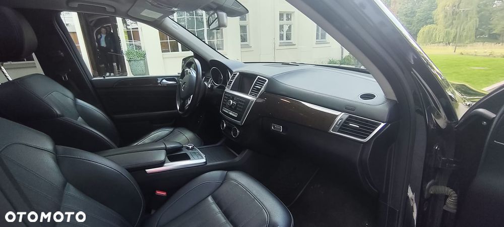 Mercedes-Benz GL 350 BlueTEC 4-Matic - 13