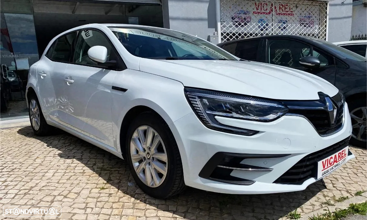 Renault Mégane 1.5 Blue dCi Intens - 4