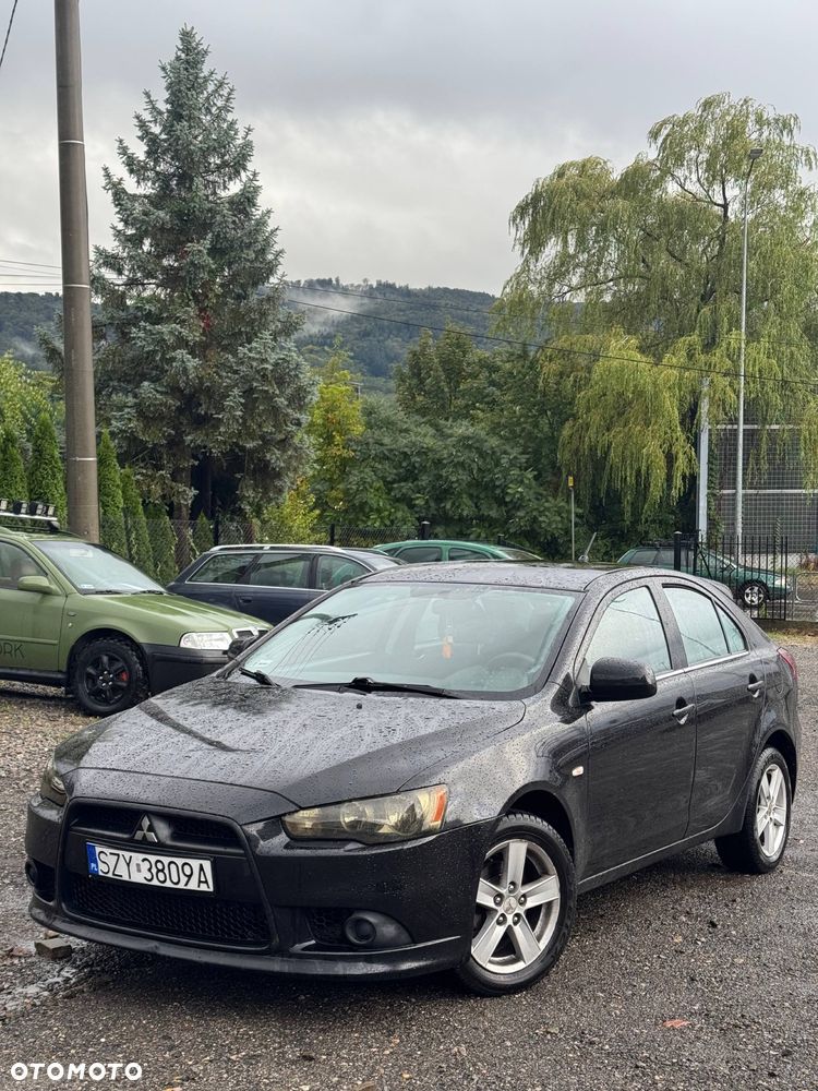 Mitsubishi Lancer - 1