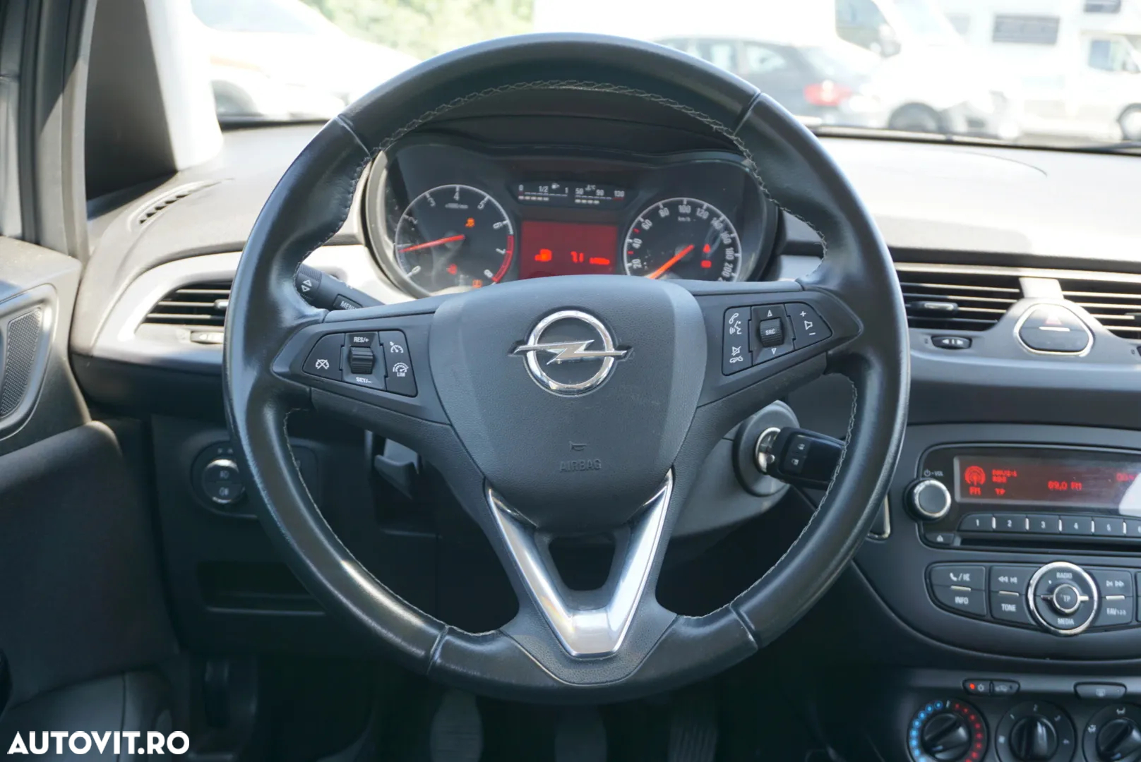 Opel Corsa 1.4 Active - 10