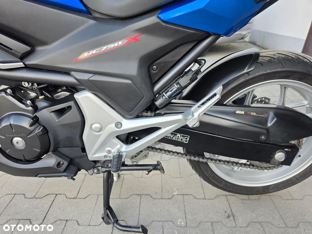 Honda NC - 15