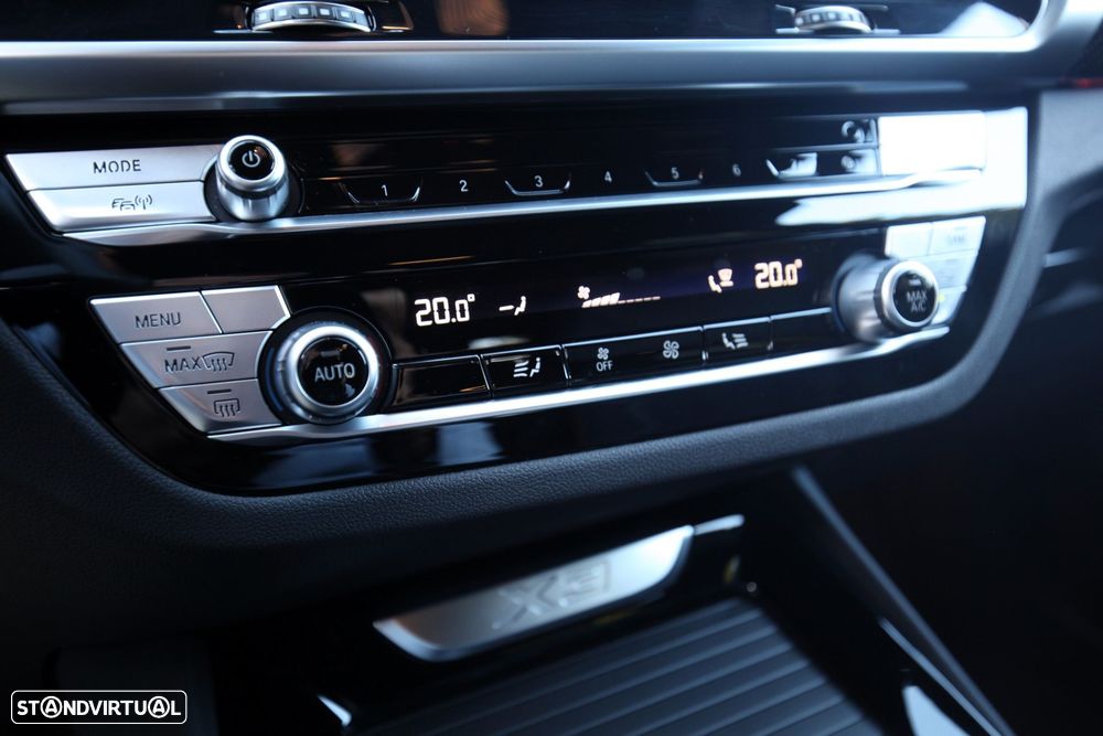 BMW X3 20 d xDrive Pack M - 44