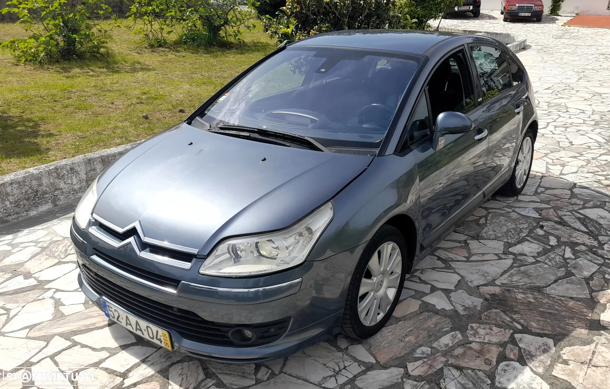 Citroën C4 1.6 HDi 110 Exclusive - 1
