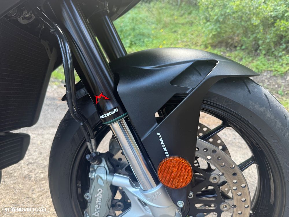 MV Agusta Turismo Veloce Rosso Aniversário 75 - 25