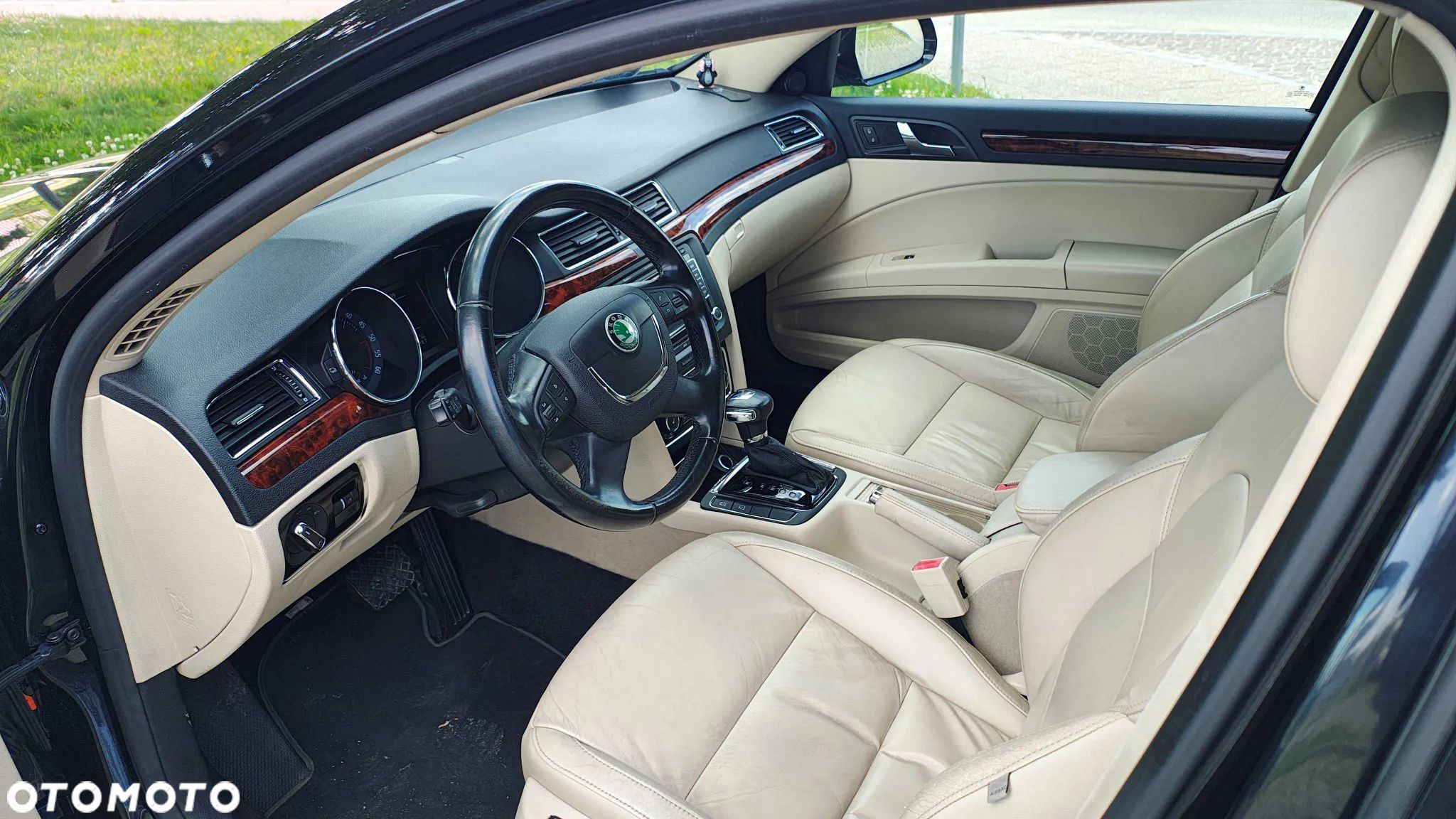Skoda Superb 2.0 TDI Elegance DSG - 1