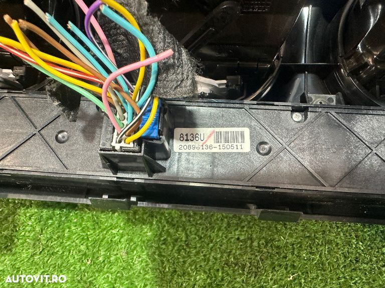 Grila centrala aer gura ventilare opel antara 2016 cod: 81364, 20898136-150511 - 4